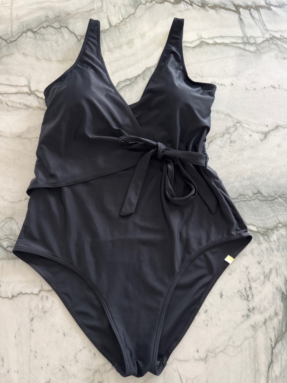Summersalt “The Perfect Wrap One-Piece” (Black / Sea Urchin) 14LT